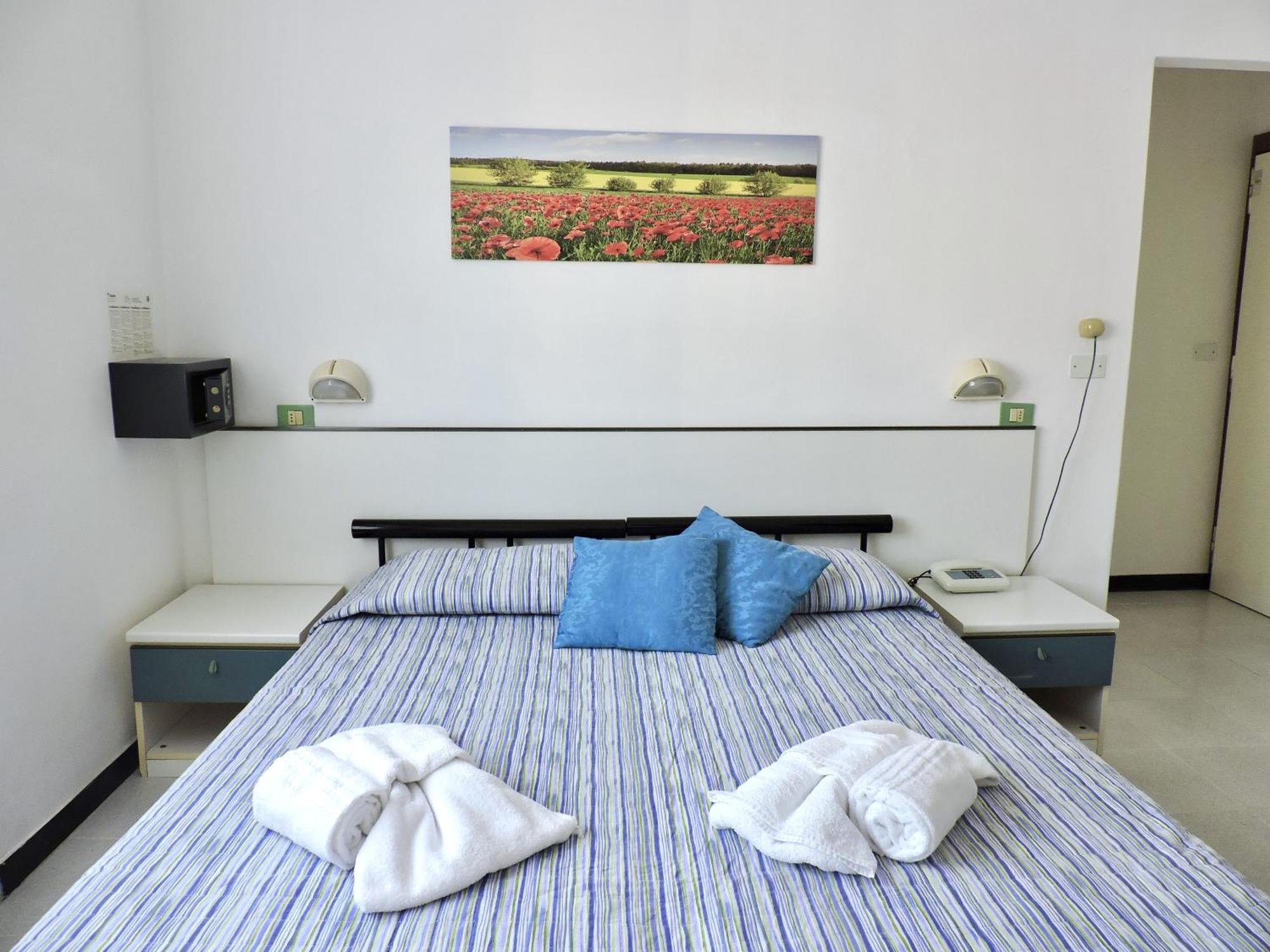Hotel Villa Chiara Finale Ligure Eksteriør billede