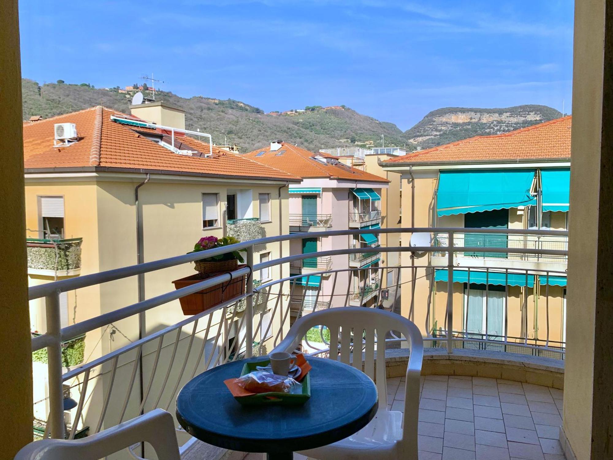 Hotel Villa Chiara Finale Ligure Eksteriør billede